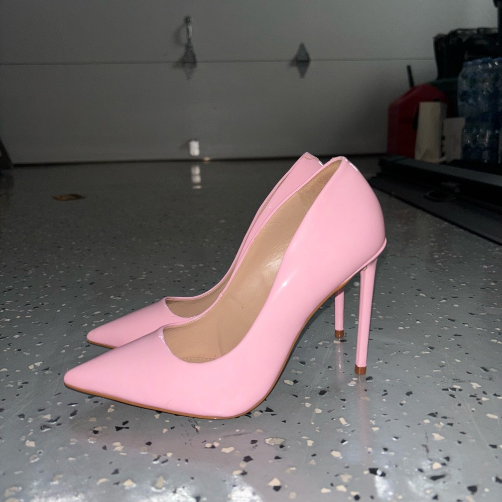 Barbie pink heels